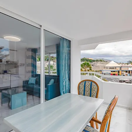 419 Lily Apartament *