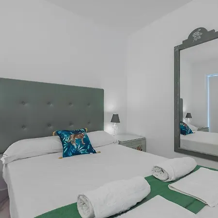 419 Lily Apartament *