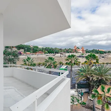 419 Lily Apartament *