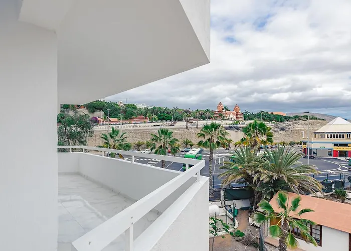 419 Lily Apartament *