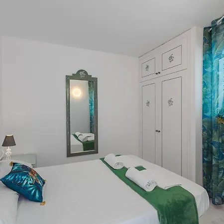 Apartment 419 Lily Playa de las Americas (Tenerife)