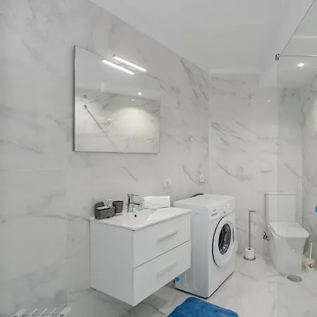 419 Lily Apartament Playa de las Americas (Tenerife)